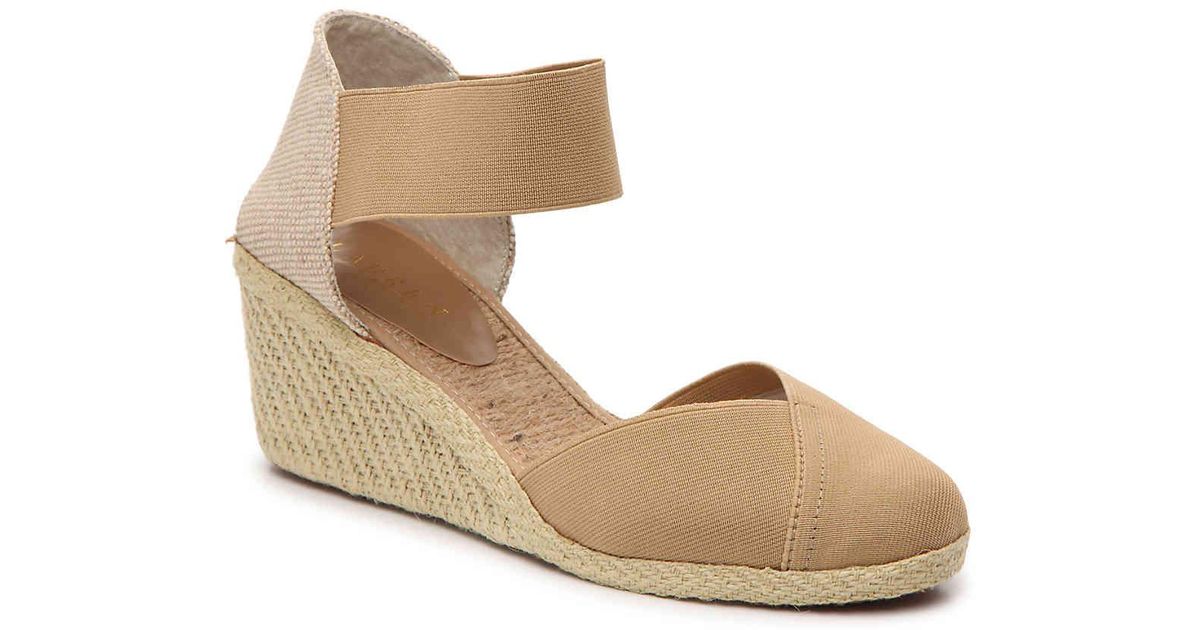 Charla wedge sandal Clearance