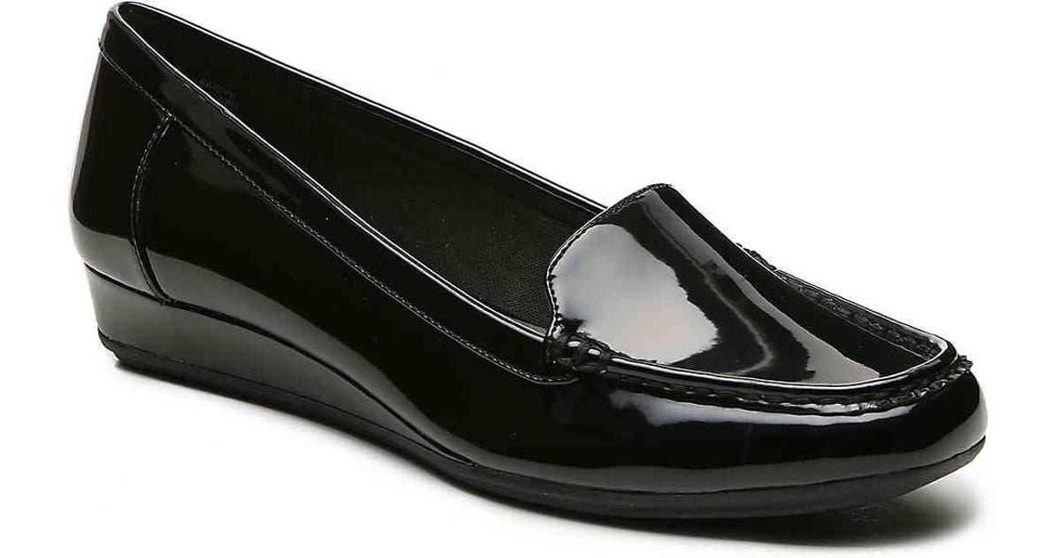 anne klein kori wedge loafer