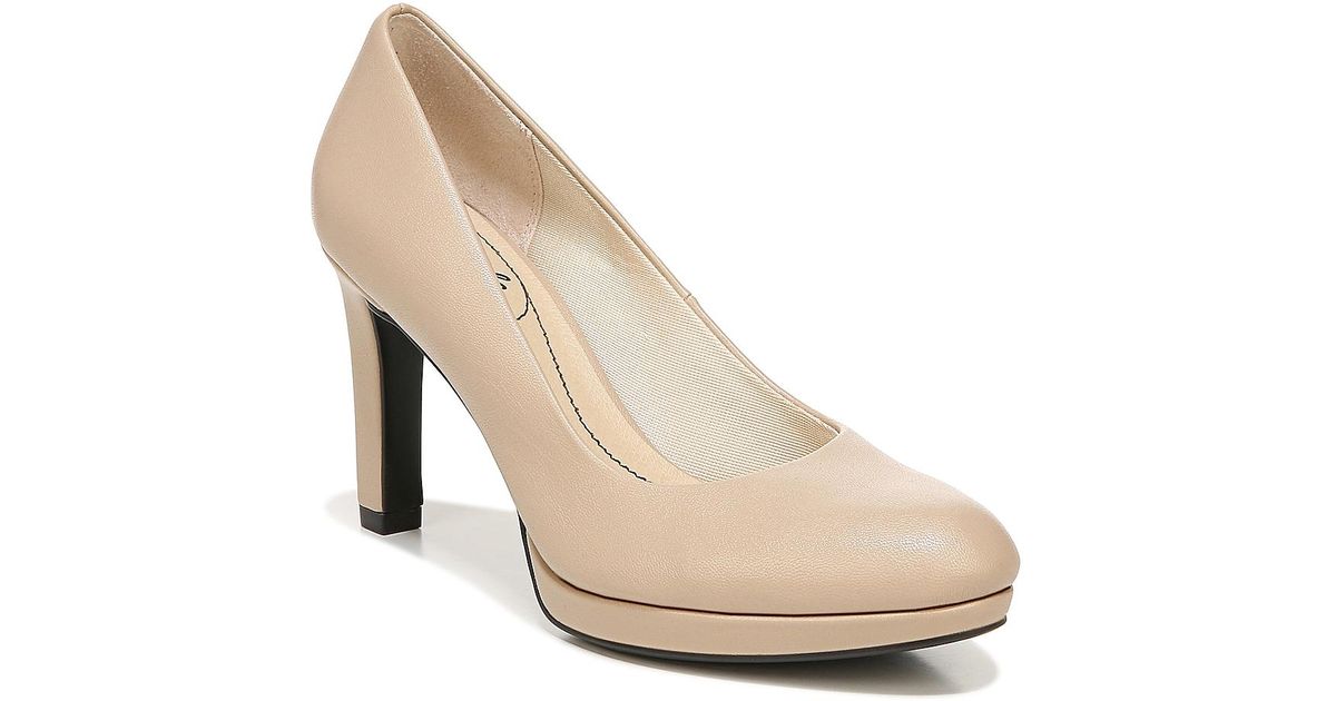 LifeStride Synthetic Julia Platform Pump in Taupe (Gray) Lyst