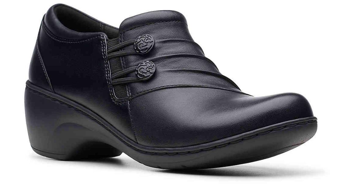 clarks haley jay slip on
