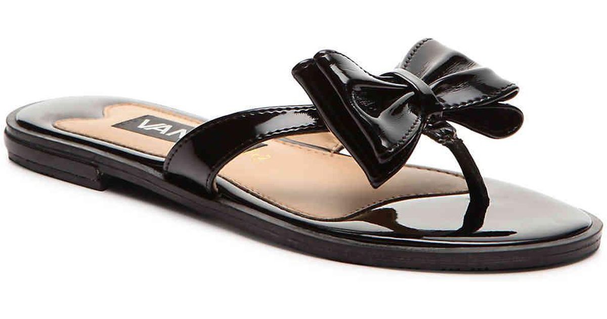 vaneli iggie flat sandal