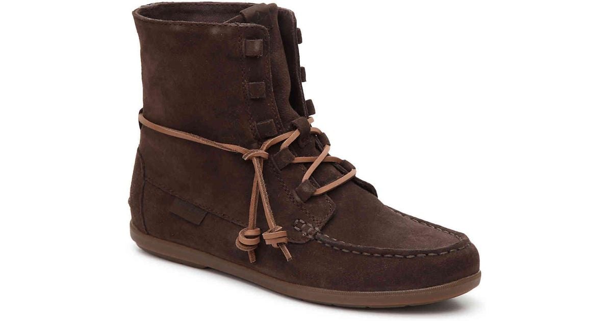 sperry coil hook bootie