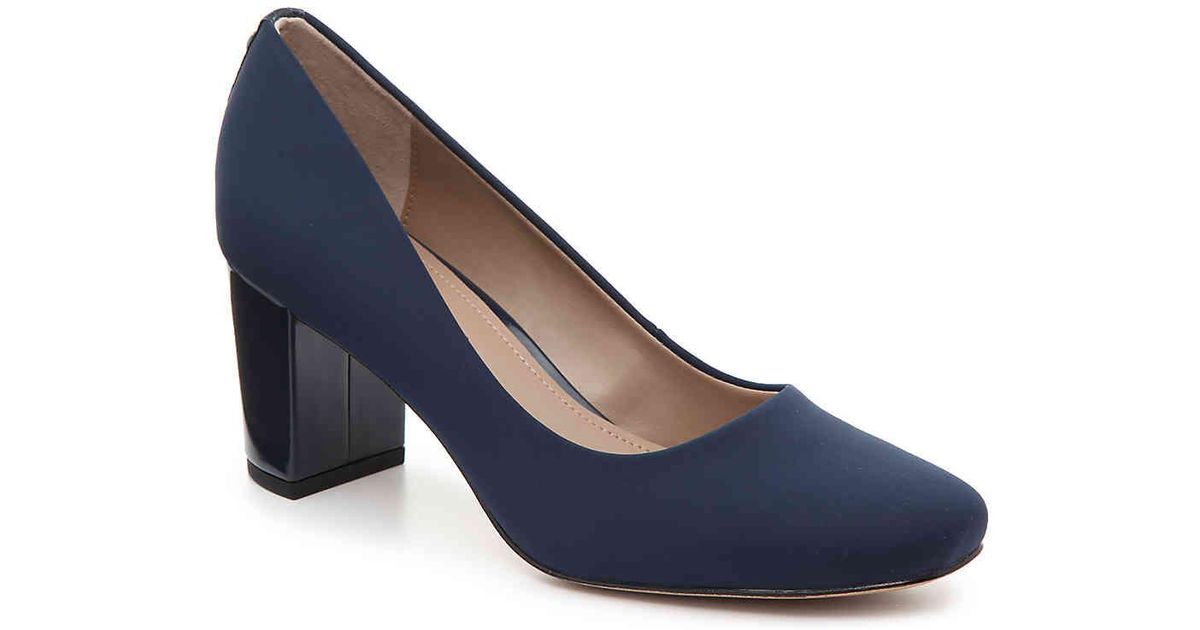 donald pliner parris block heel pump