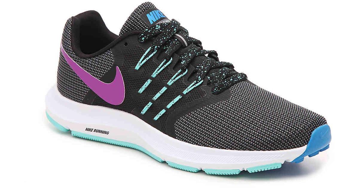 nike run swift wide