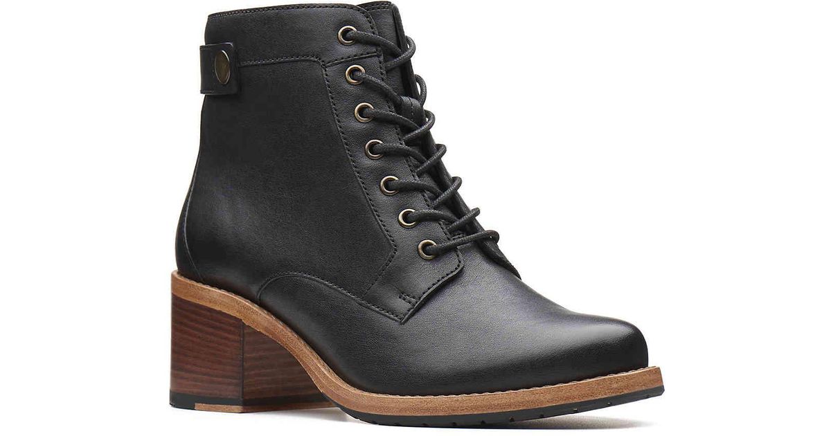 clarks clarkdale tone boot