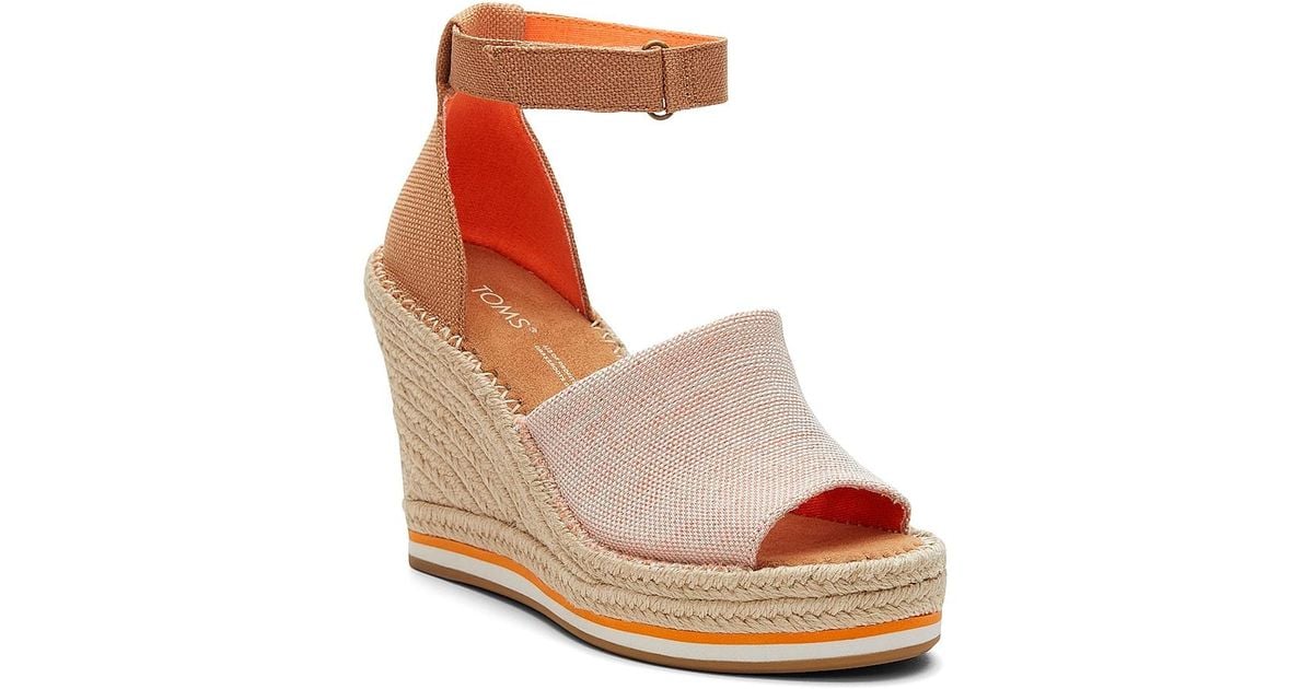 argos fit bit charger