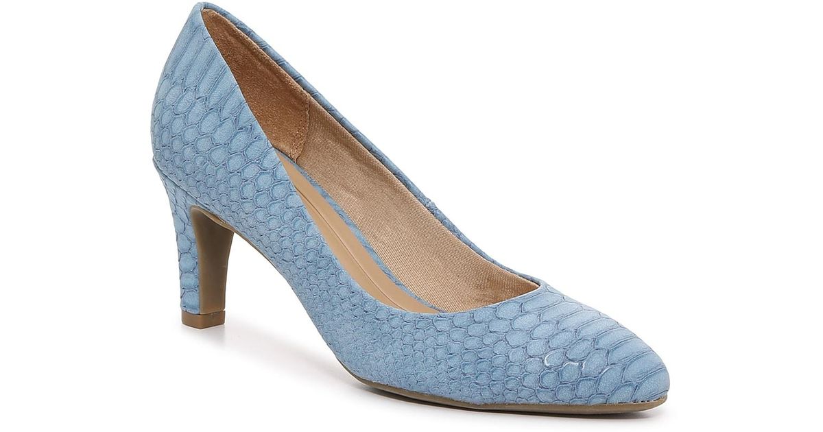 light blue pump shoes