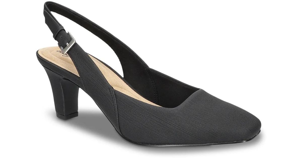 Easy Street Ritsa Pump in Black | Lyst