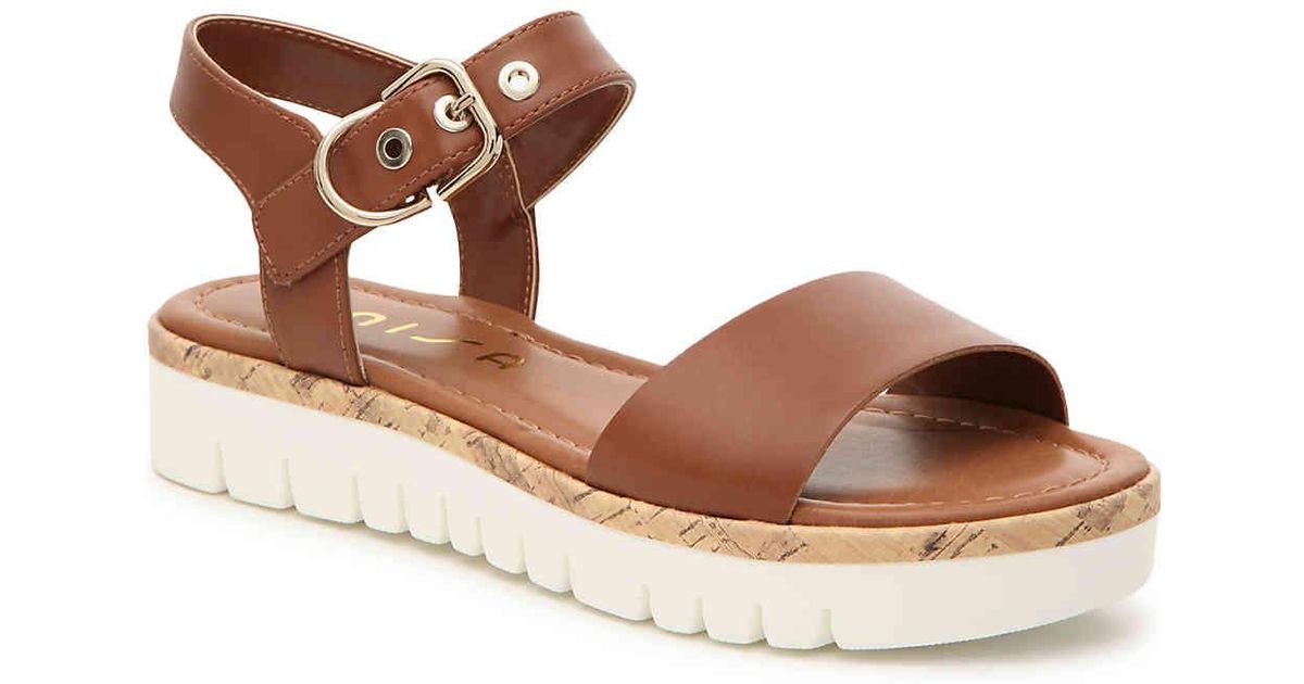 Unisa Breiza Platform Sandal in Brown 