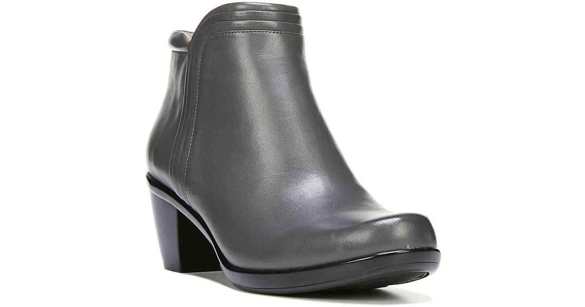 naturalizer elisabeth bootie