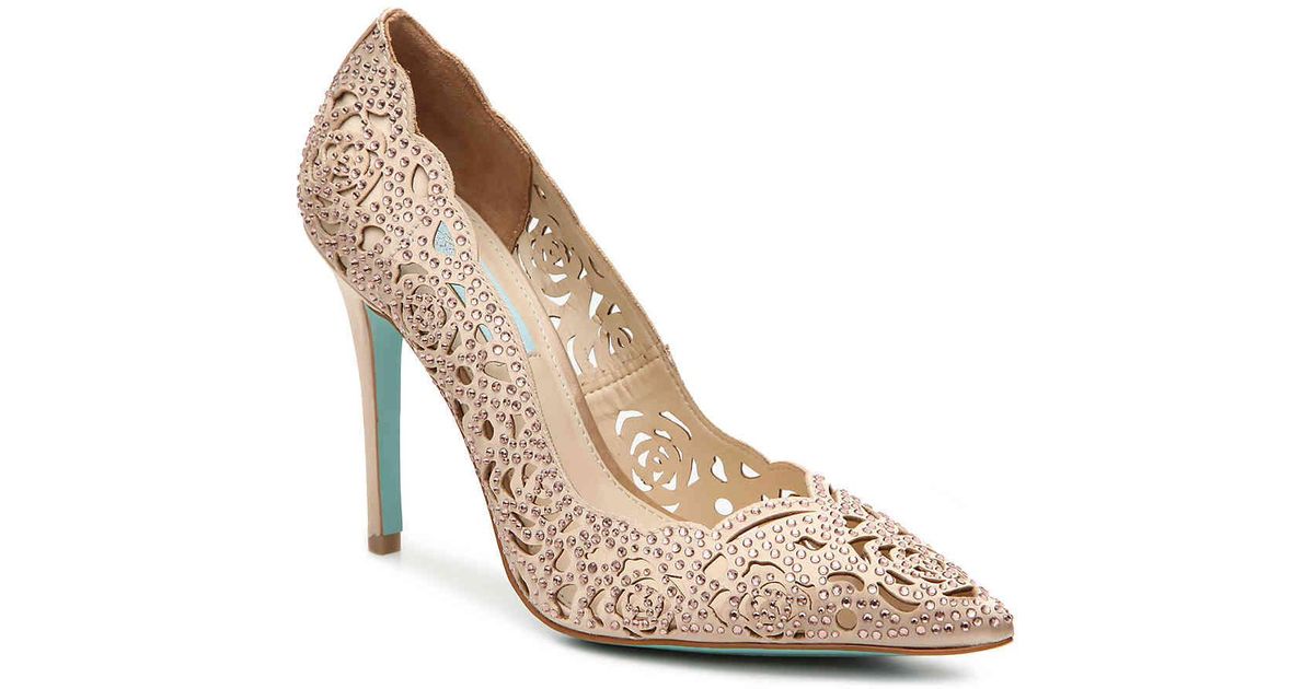 betsey johnson emili pump