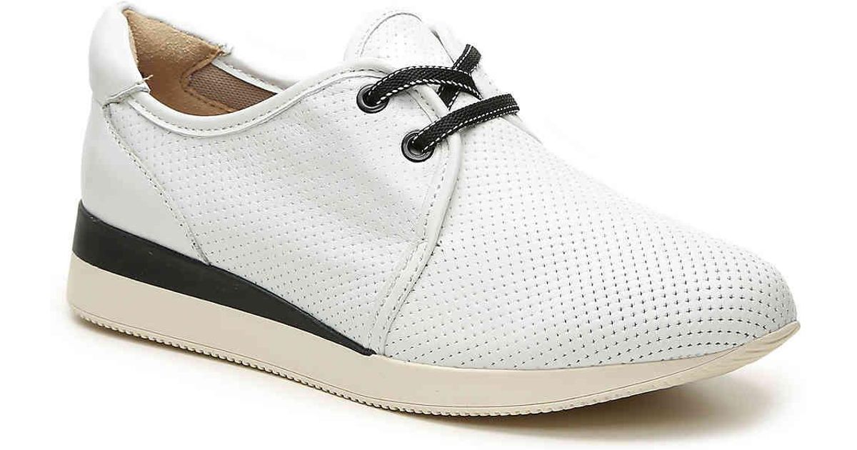 naturalizer jaque sneaker