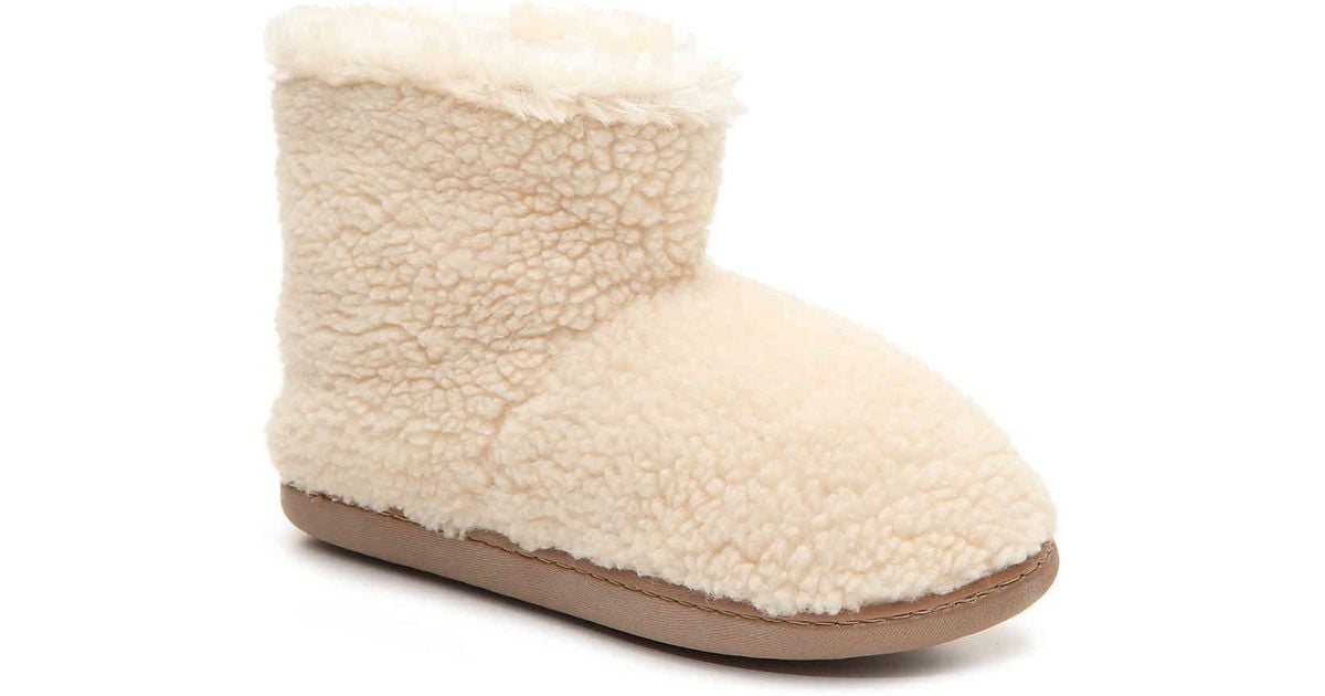 minnetonka betty bootie slipper