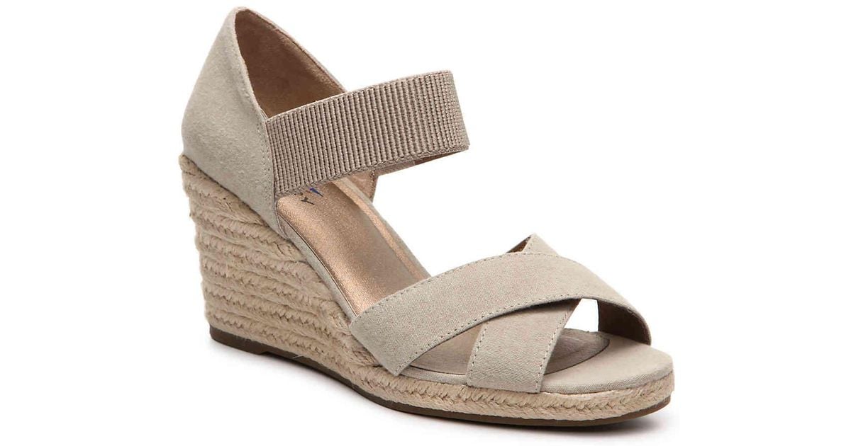 life stride velocity memory foam heels