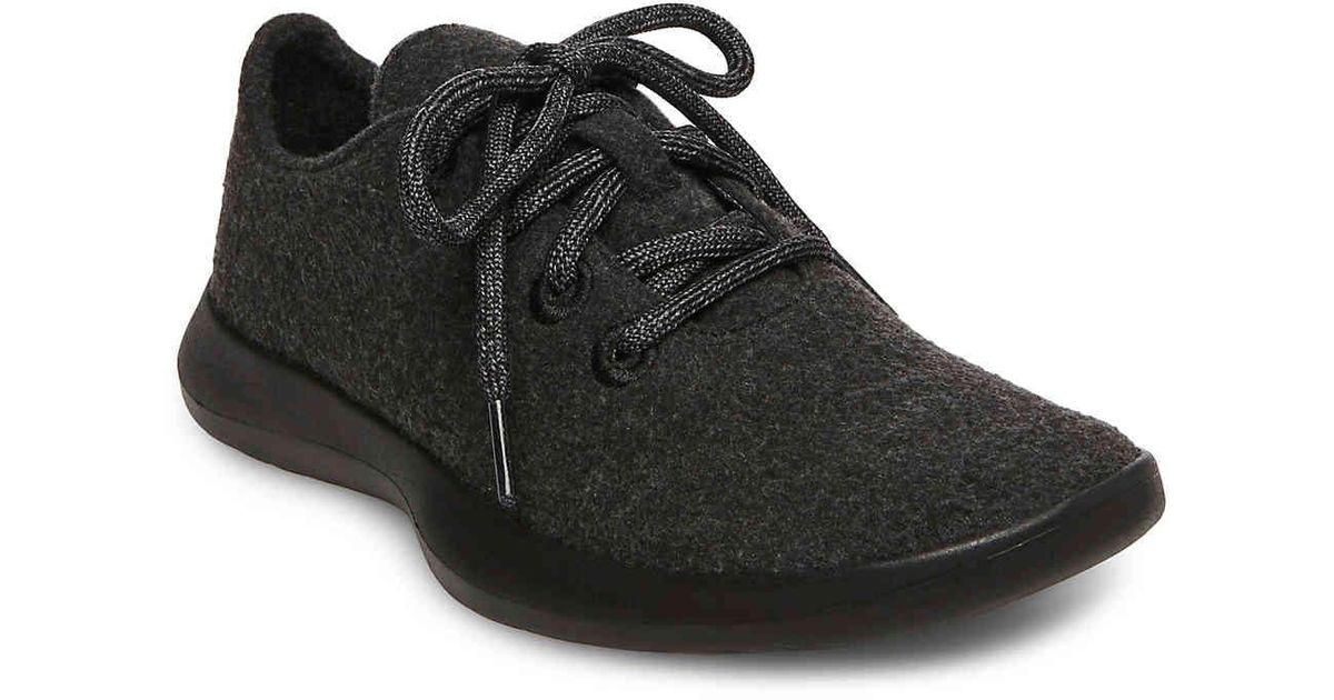 steve madden traveler sneakers