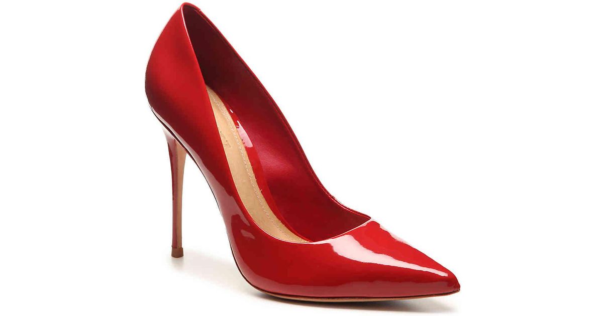 schutz patent leather pump