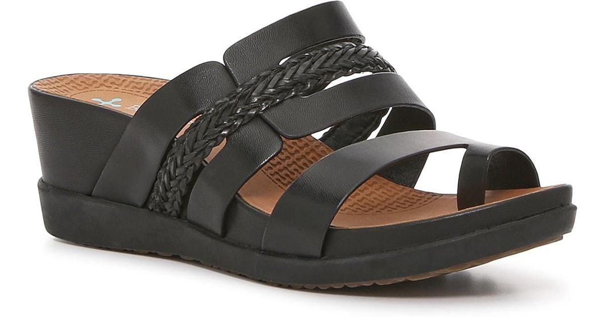 BareTraps Dallon Wedge Sandal in Black Lyst