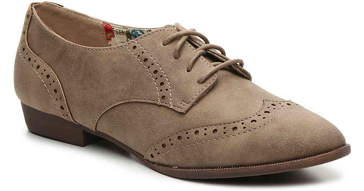 restricted shoes oxfords