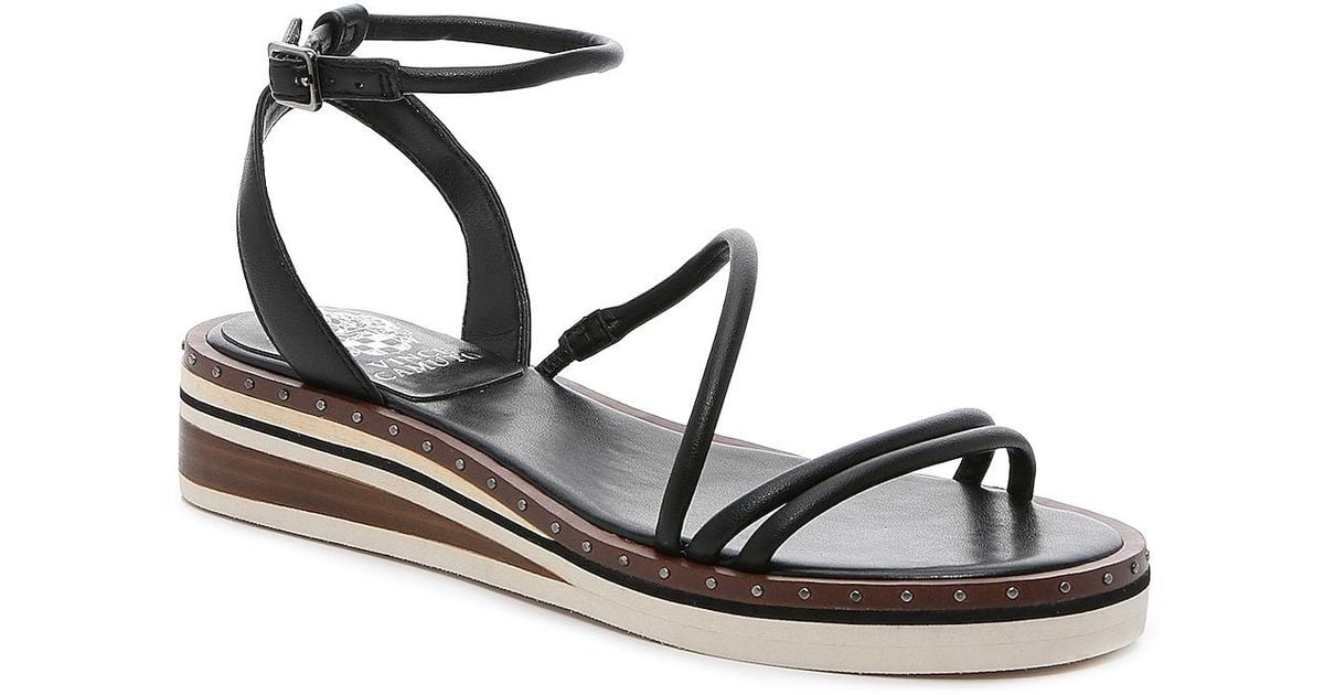 Vince Camuto Melindry Wedge Sandal in Black | Lyst