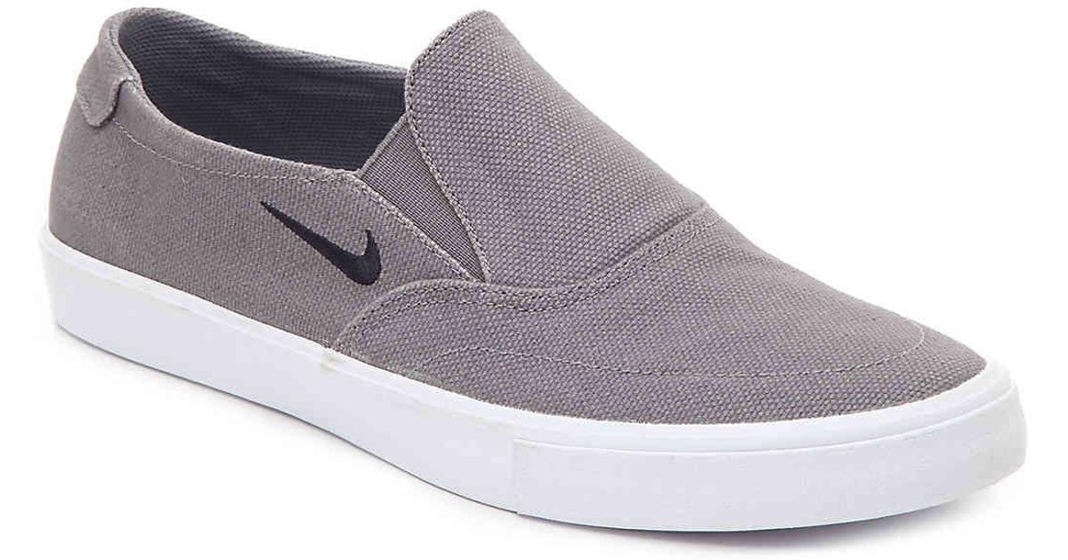 portmore 2 slip on