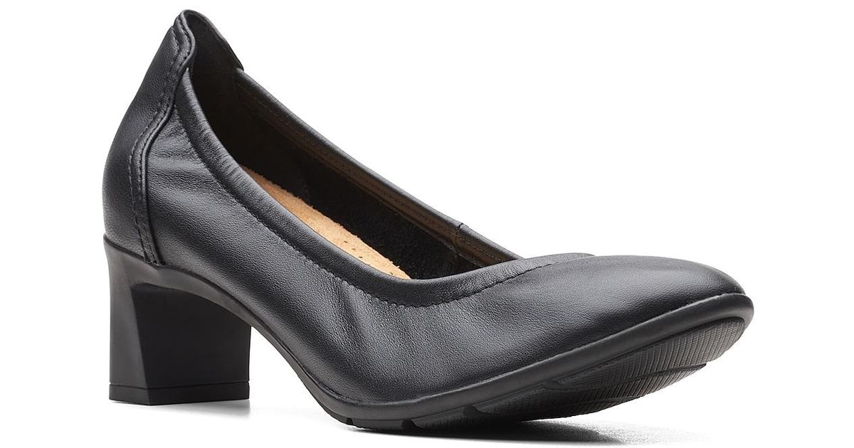 Clarks Neily Pearl Pump in Black Lyst
