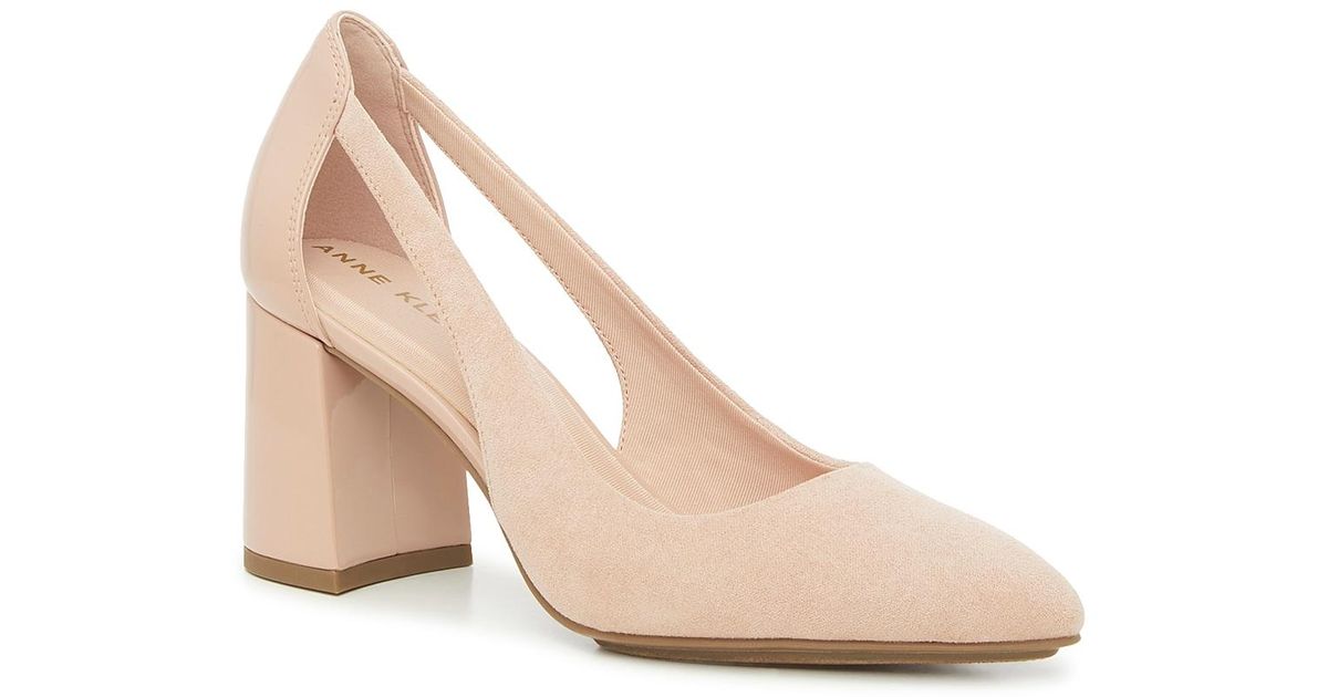 Anne Klein Bridget Pump in Natural Lyst