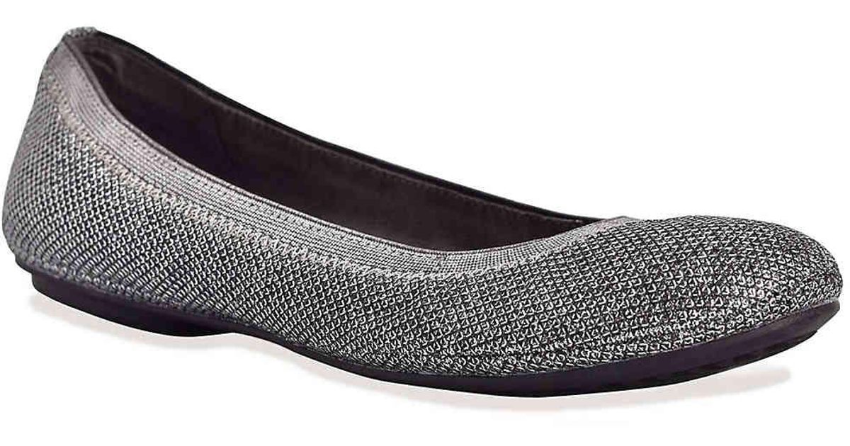 bandolino ballet flat