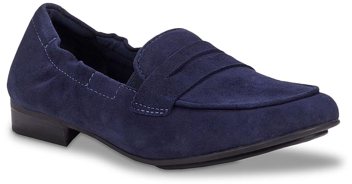 clarks trish rose penny loafer