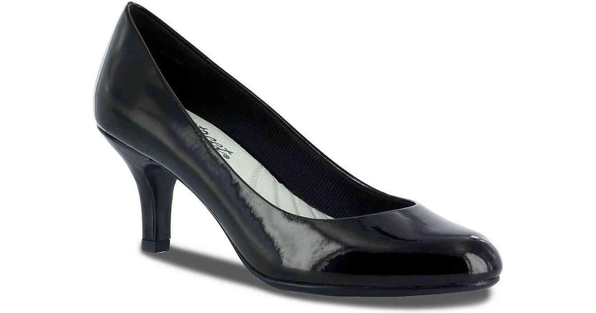 Easy Street Passion Pump in Black - Lyst