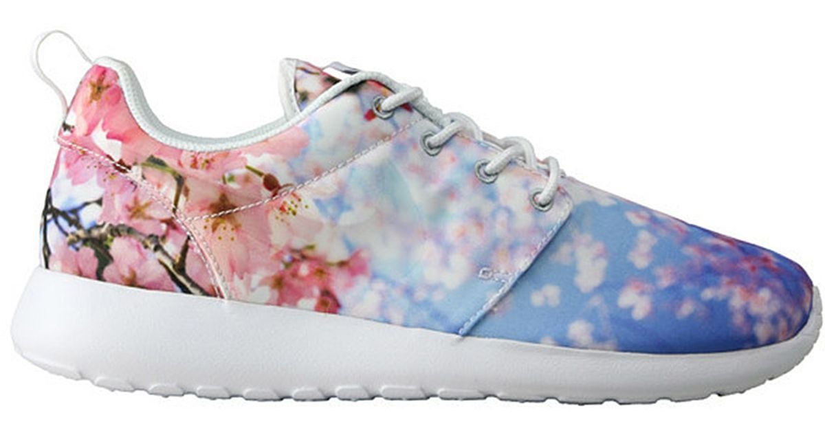 Nike Roshe Run Cherry Blossom Sneakers 