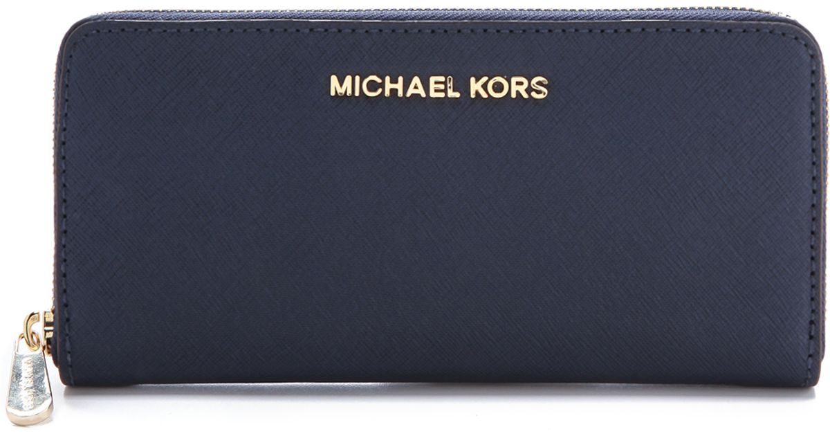 MICHAEL Michael Kors Jet Set Travel Za Continental Wallet Navy in Blue