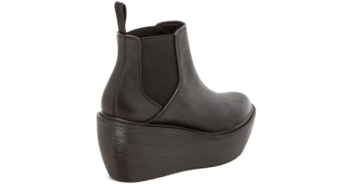 dr martens aerial chelsea boot