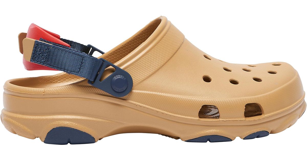 crocs tan line