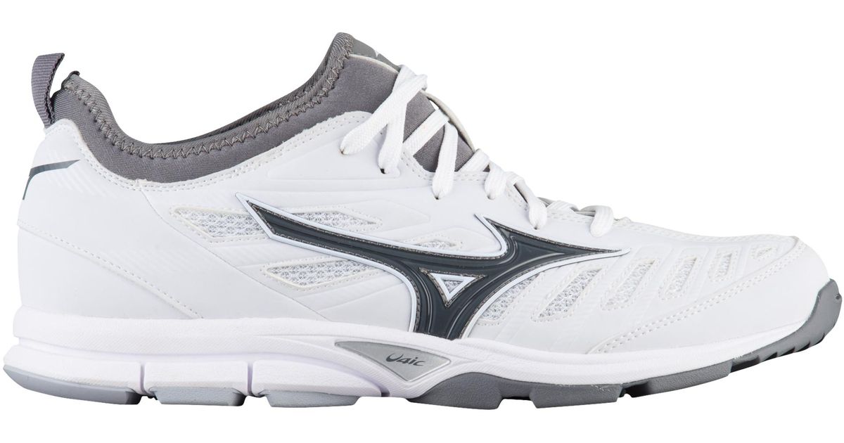mizuno men's players trainer turf shoe