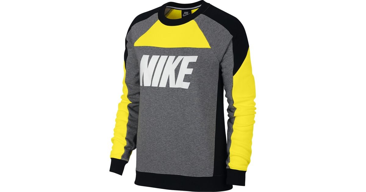 nike sport distort fleece crew