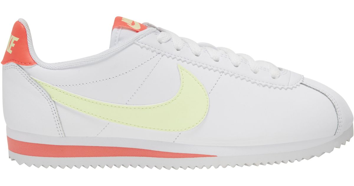 Nike Synthetic Classic Cortez in White - Lyst
