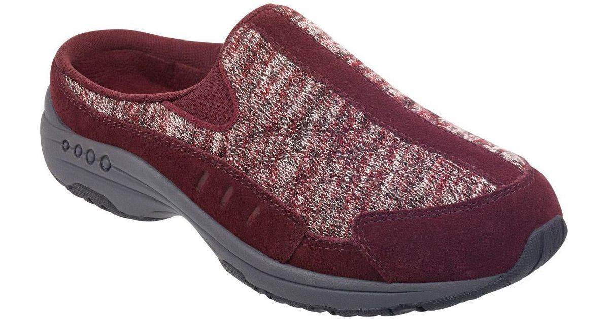 sweater clogs