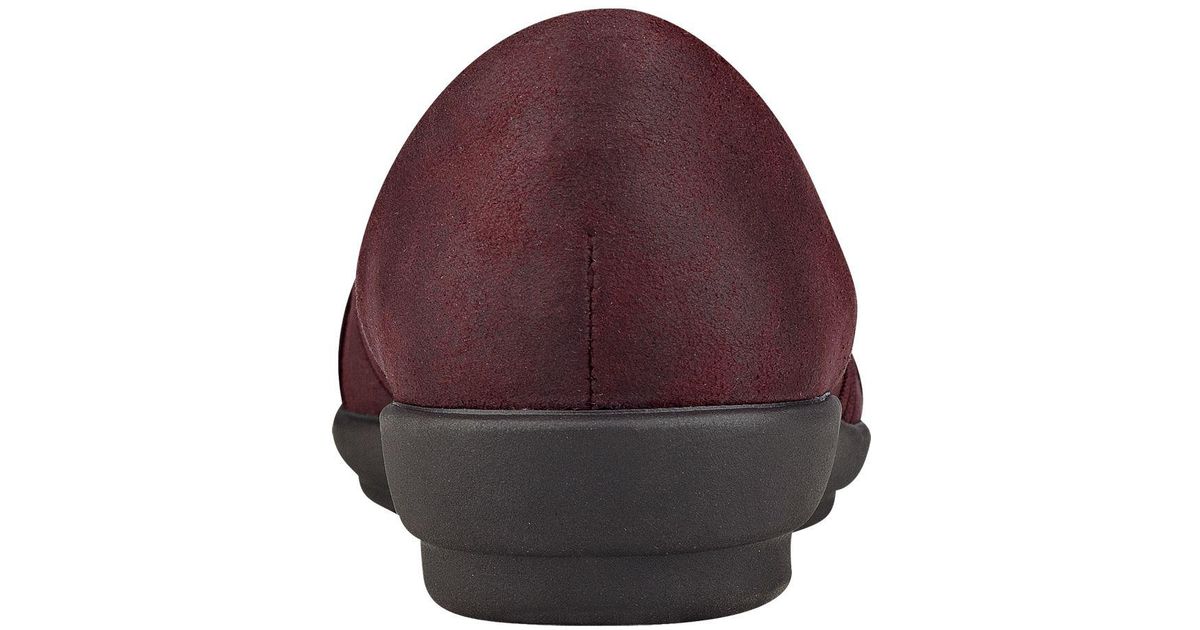 easy spirit aubree casual flats