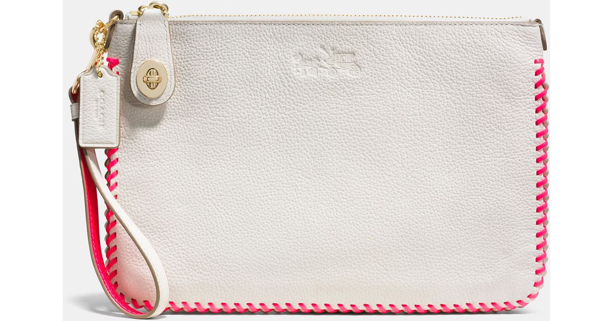 coach wristlets 26