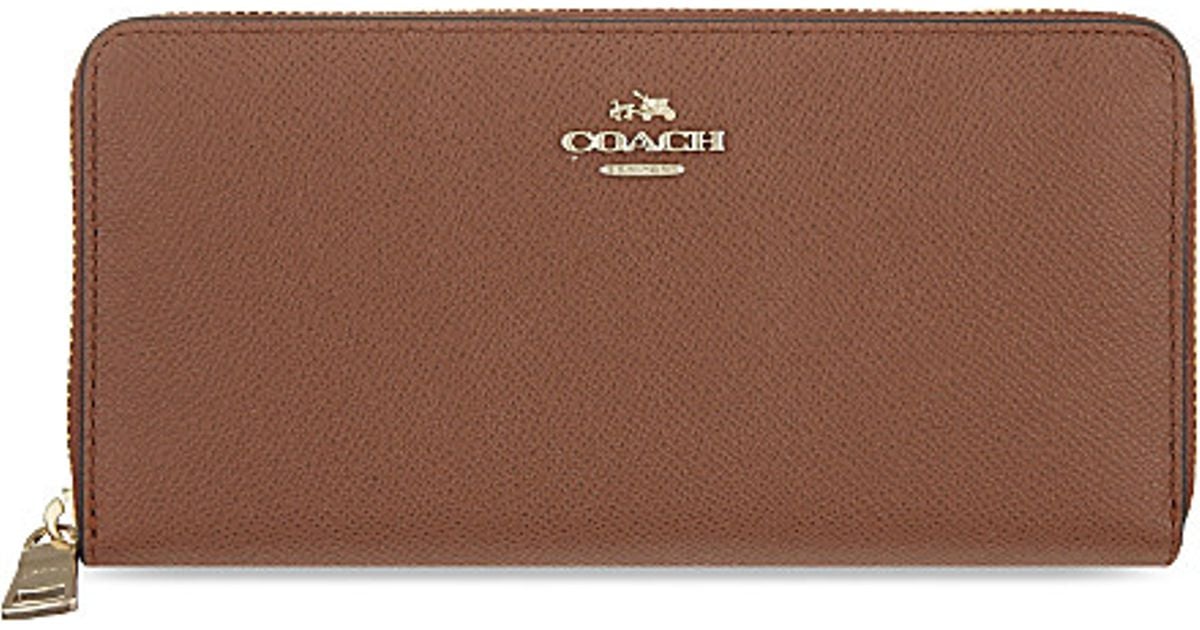 Coach Women's Wallets - Brown