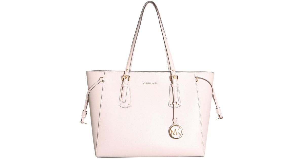 voyager medium leather tote