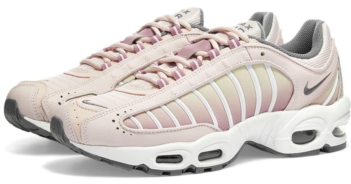 nike tailwind iv pink