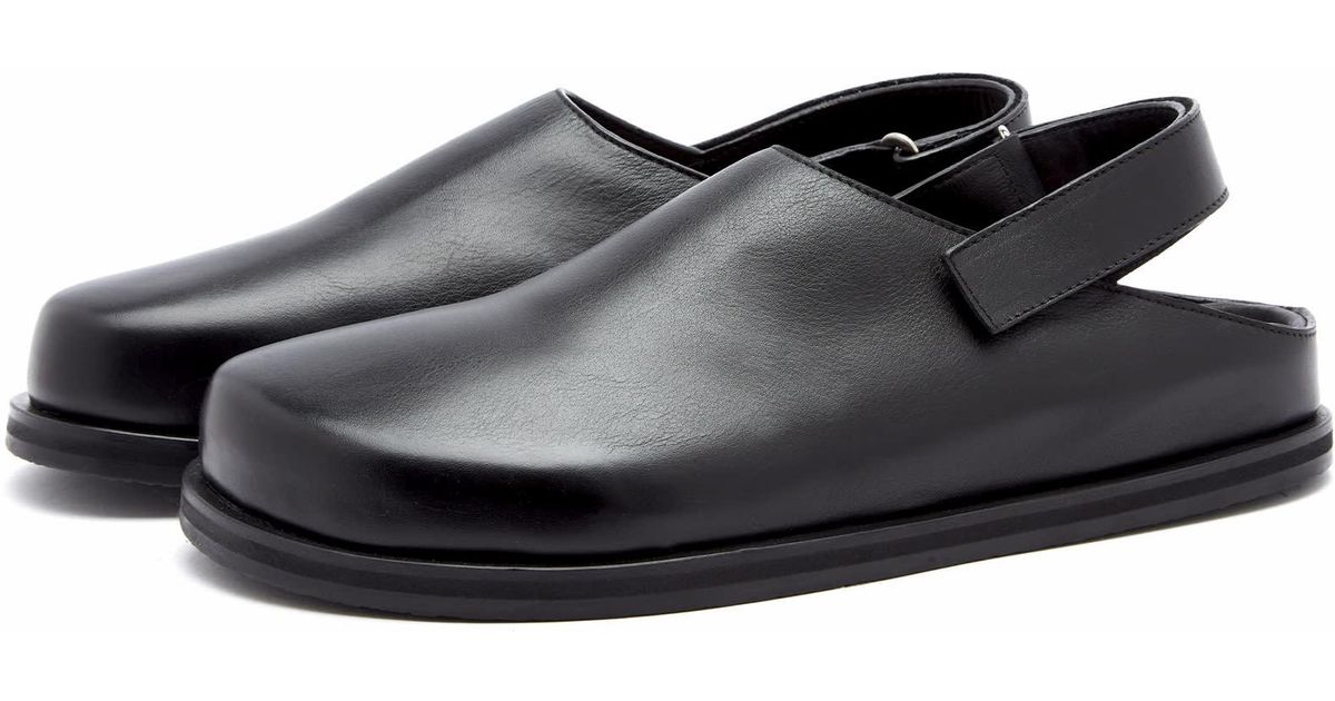 Studio Nicholson Hardning Tumbled Leather Clog in Black for