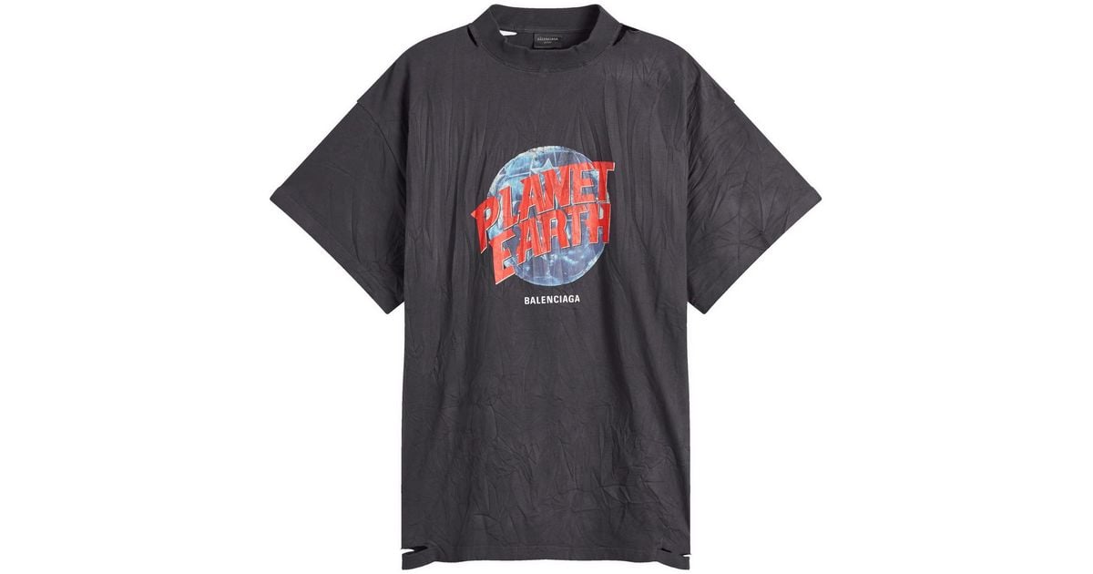 【BALENCIAGA】プラネットアース特大ブラックウォッシュTシャツ ホワイト の ウィメンズ Planet Earth Tシャツ オーバーサイズ
