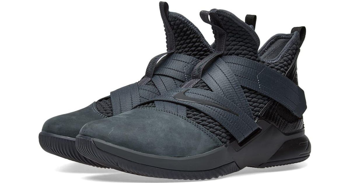 black lebron soldier 12