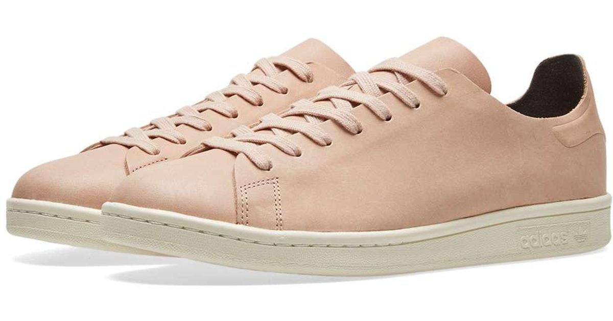 nude stan smith