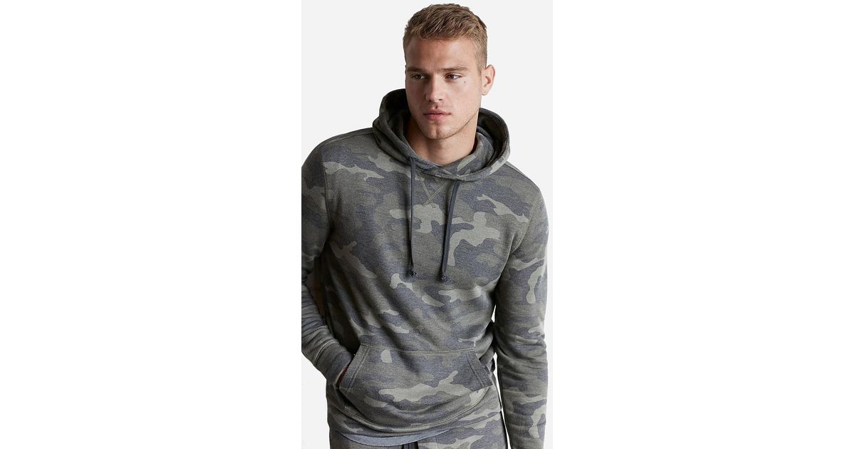 express camo sweatshirt