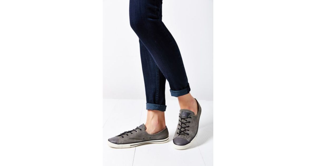 women's chuck taylor all star dainty low top sneaker