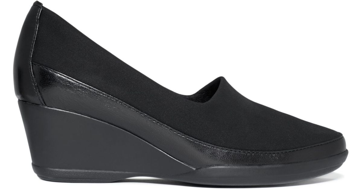 Clarks Artisan Women's Neala Star 