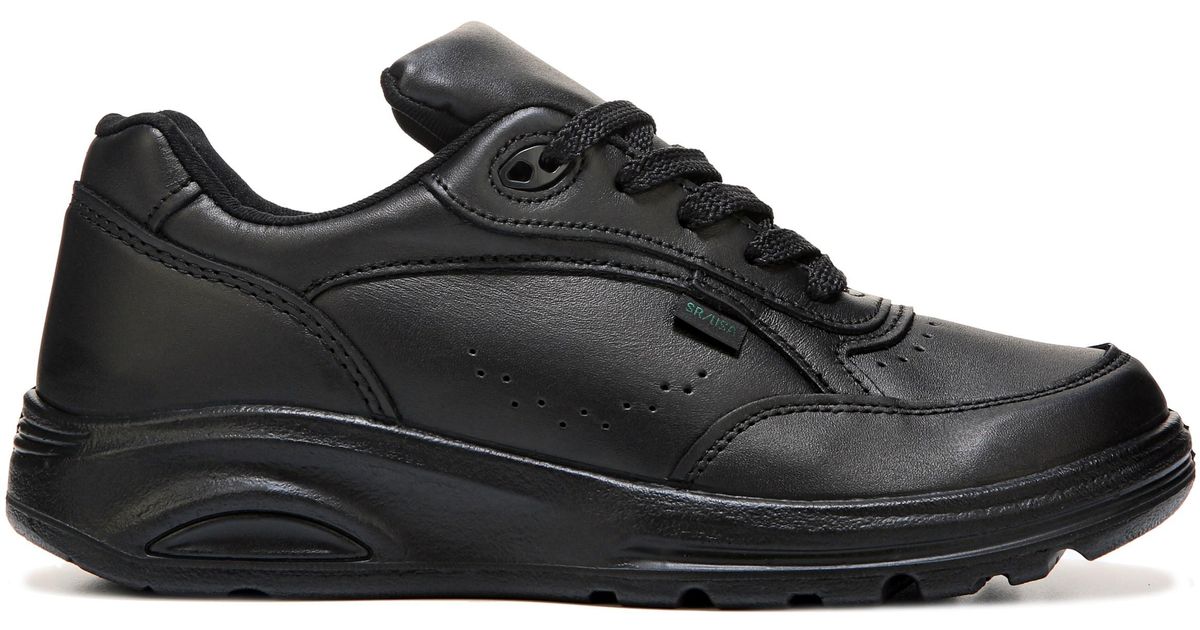 triple e width sneakers